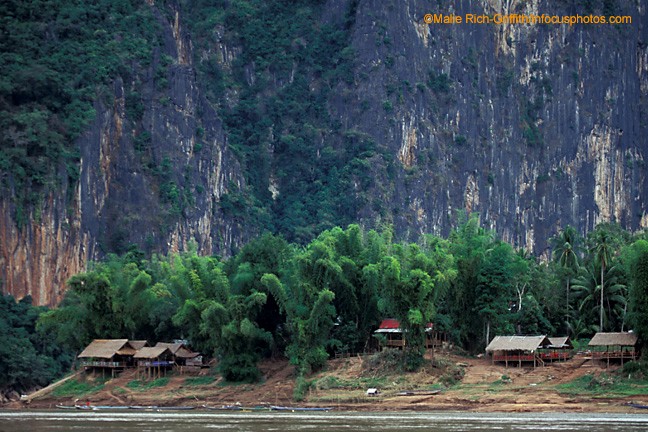Kamu Village Cliffs Mekong River