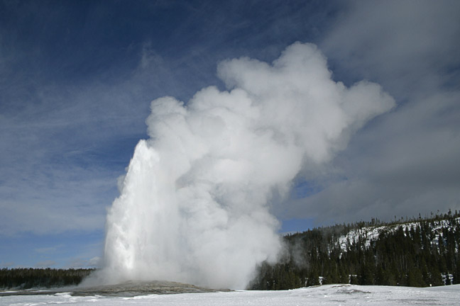 Old Faithful, Geyser, Thermal, Steam, Cold