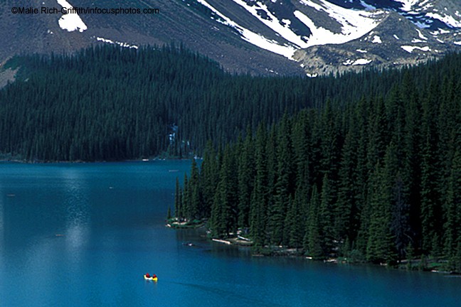 Boat Lake Moraine Outdoor Recreation Canoeing Rowing Sport Canadian Rockies