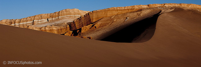 Infocusphotos : Dunes and Rocks of the Valley of the Moon, Atacama Desert